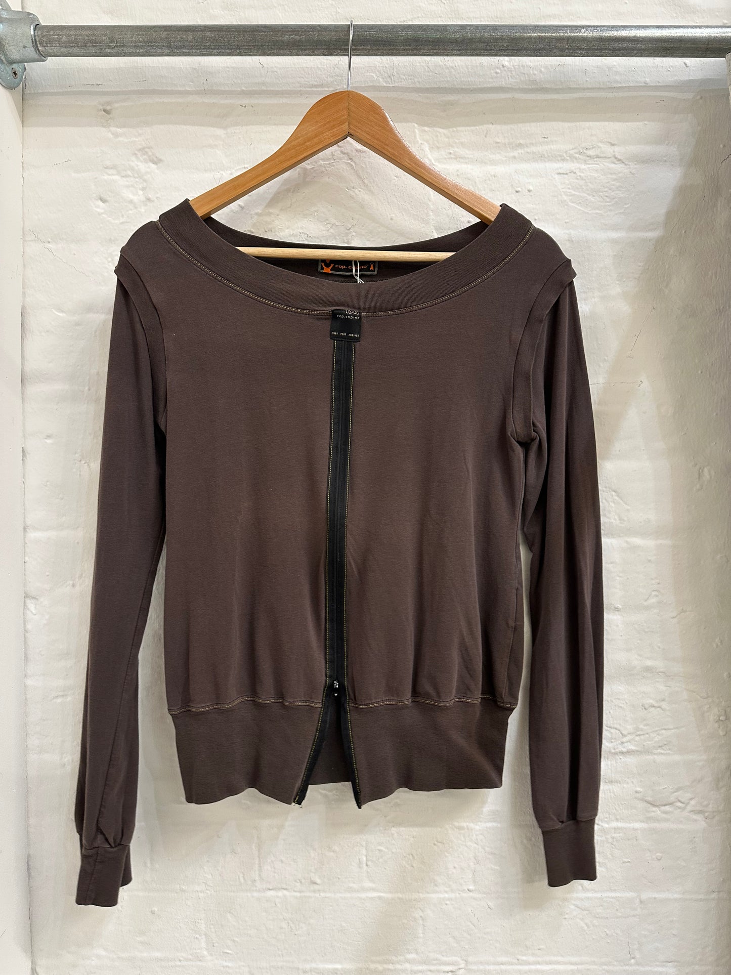 Cop copine zipped top