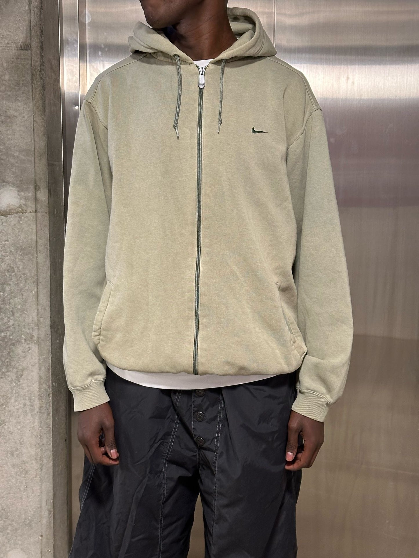 2000s Vintage Nike hoodie