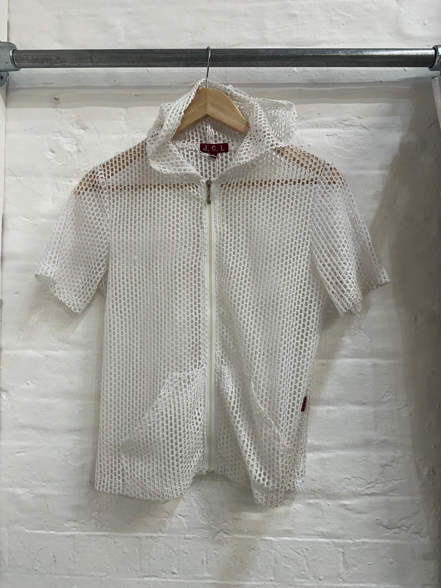 Mesh zip up medium