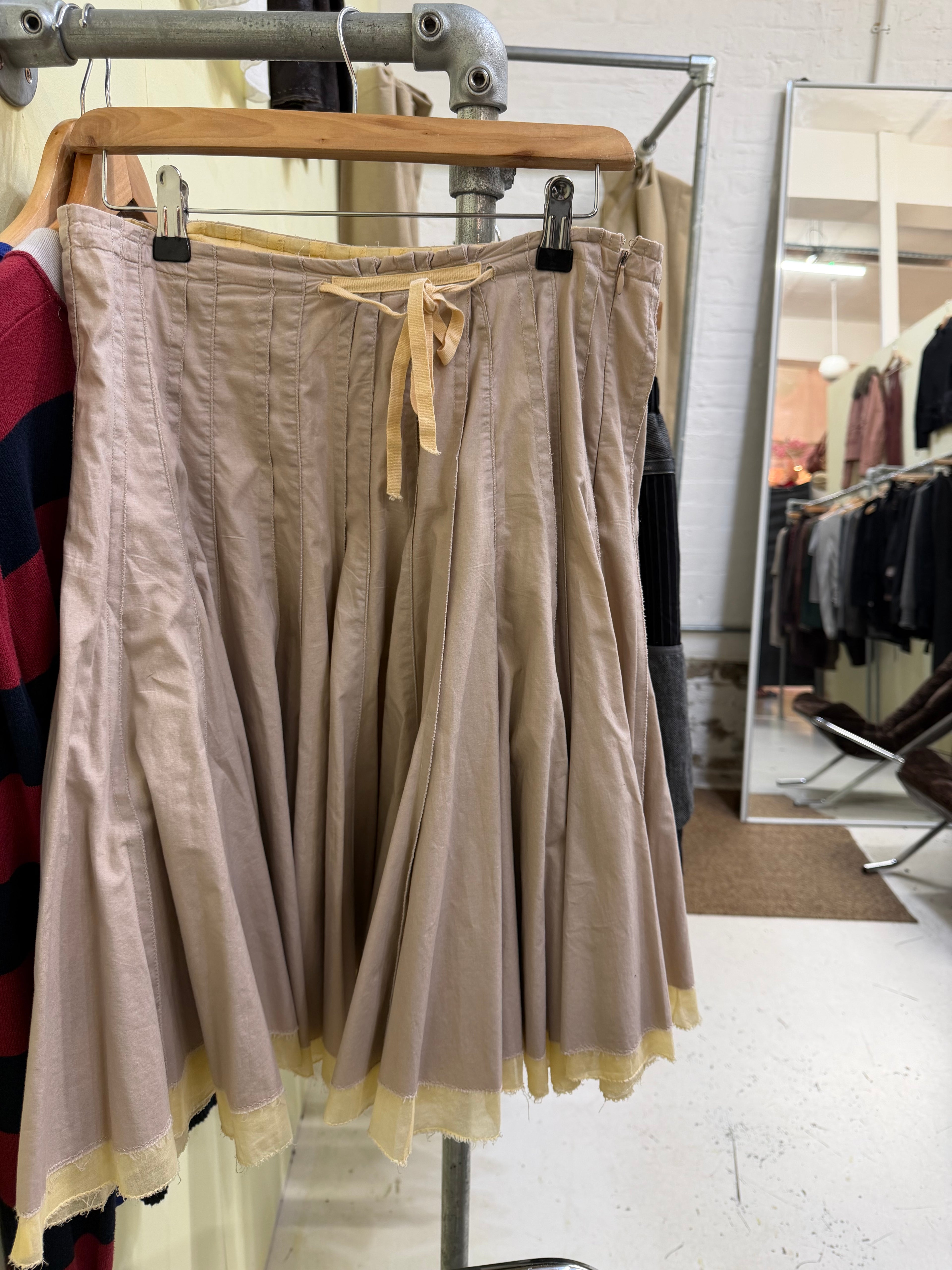 Capris, midi skirt & double layered knit