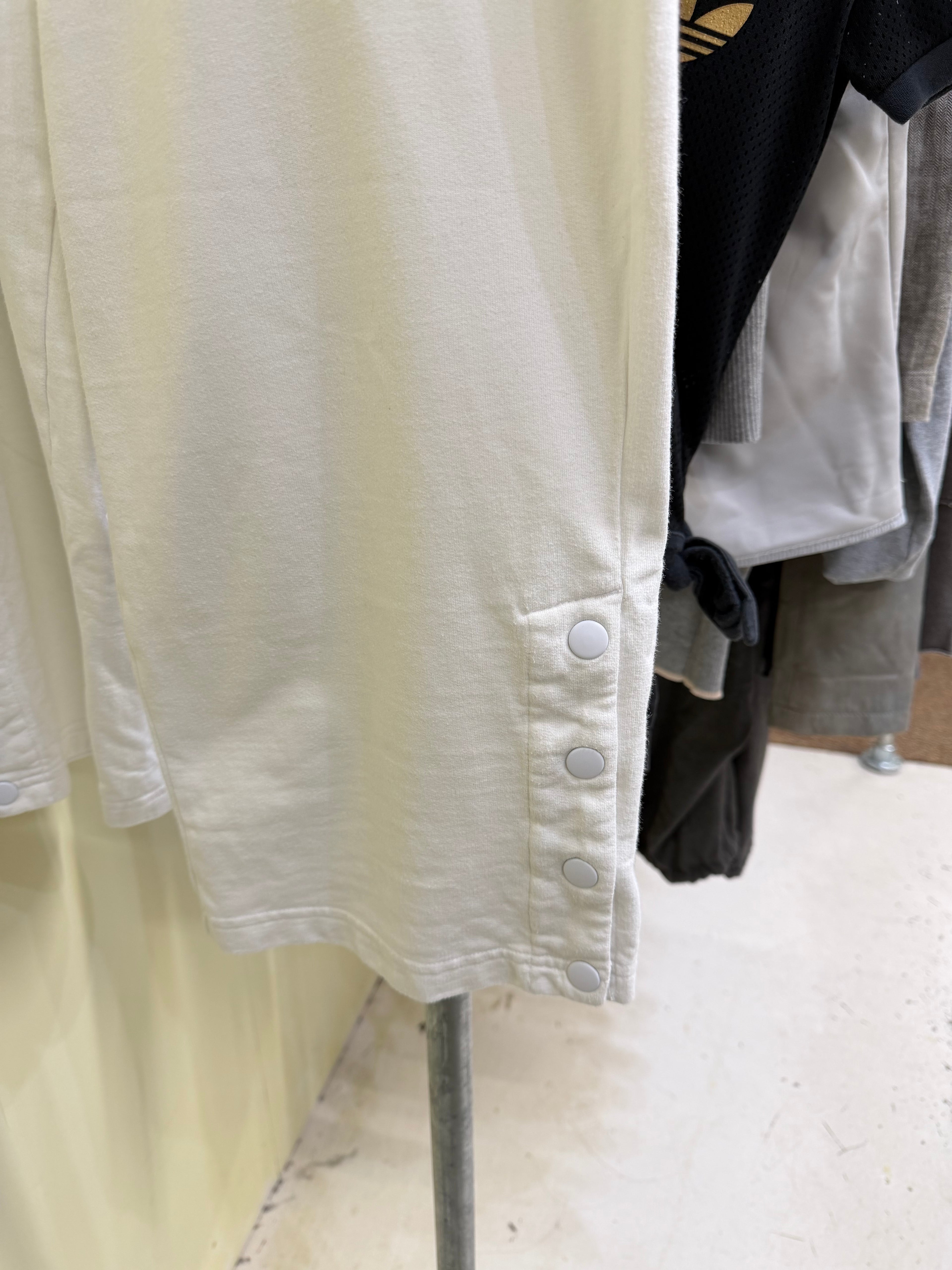 Vintage Adidas capris 2005