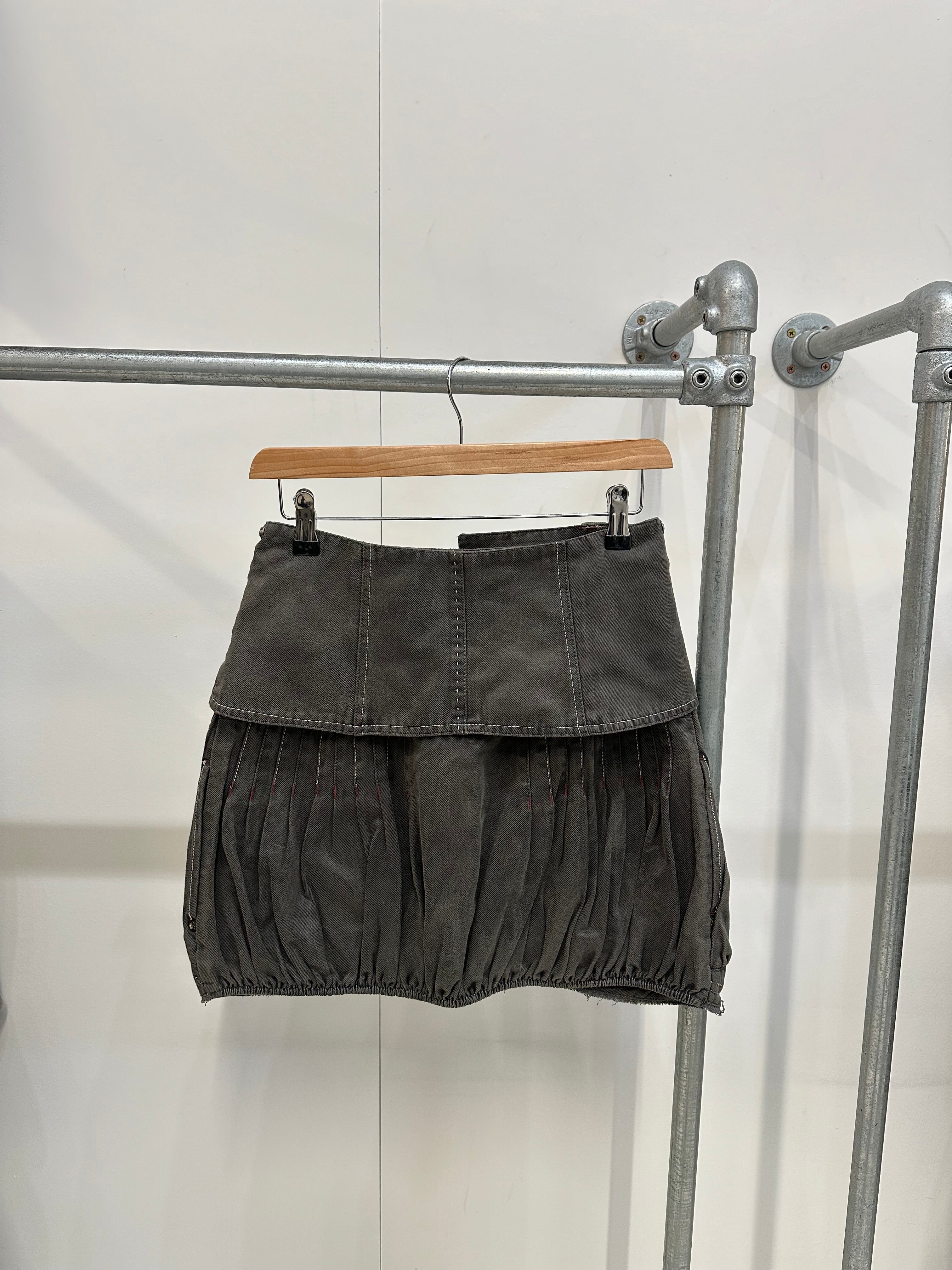 Vintage denim belted skirt