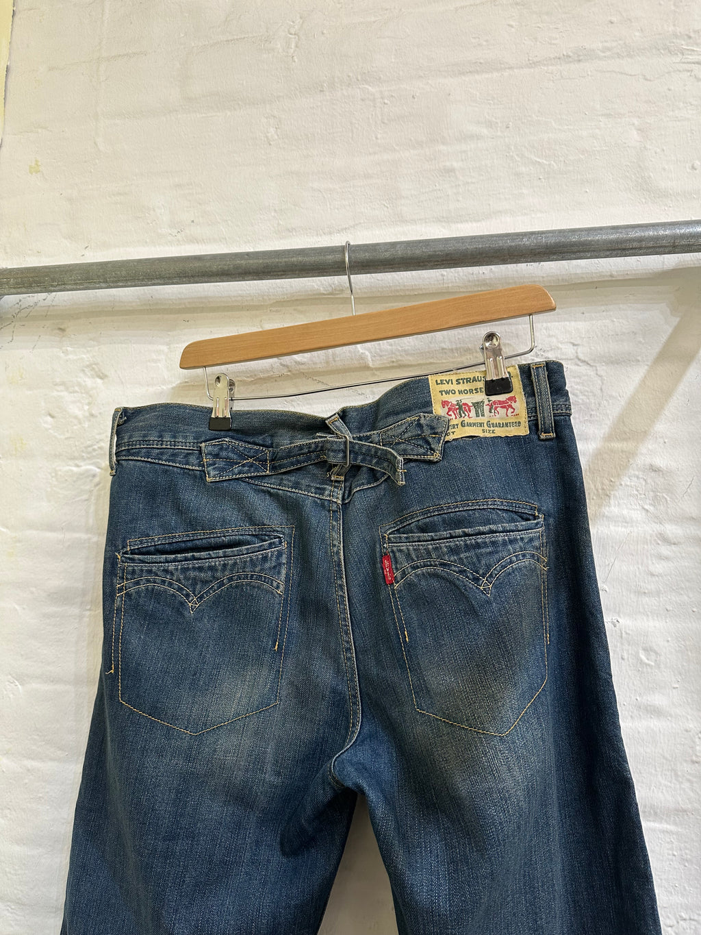 Vintage Levi’s jeans 34W 32L