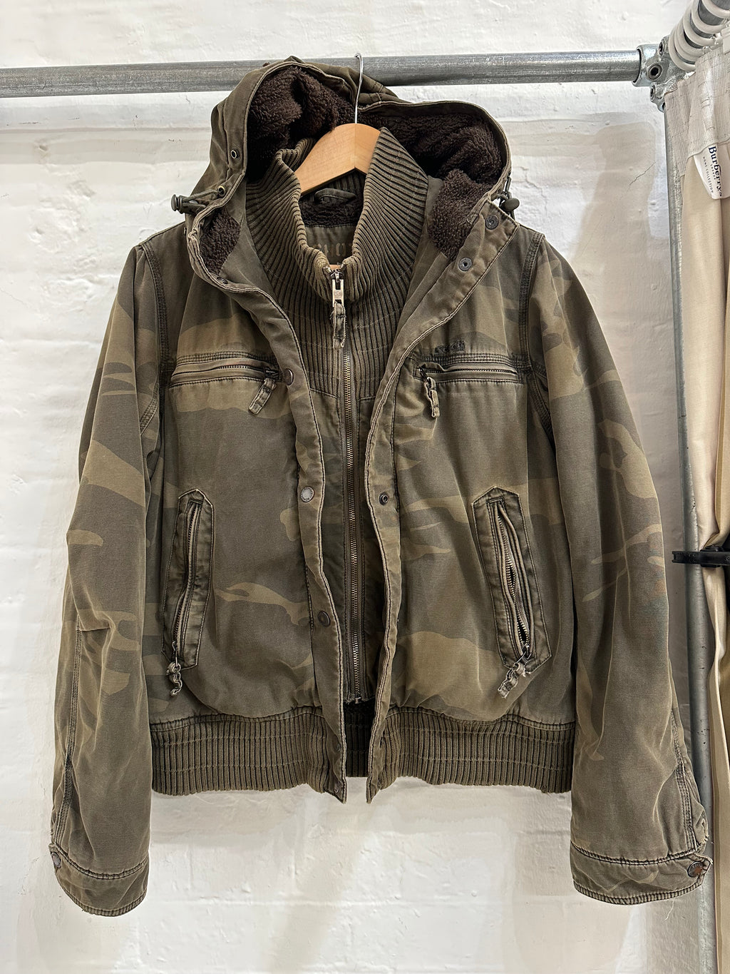 Scott camo jacket women’s medium