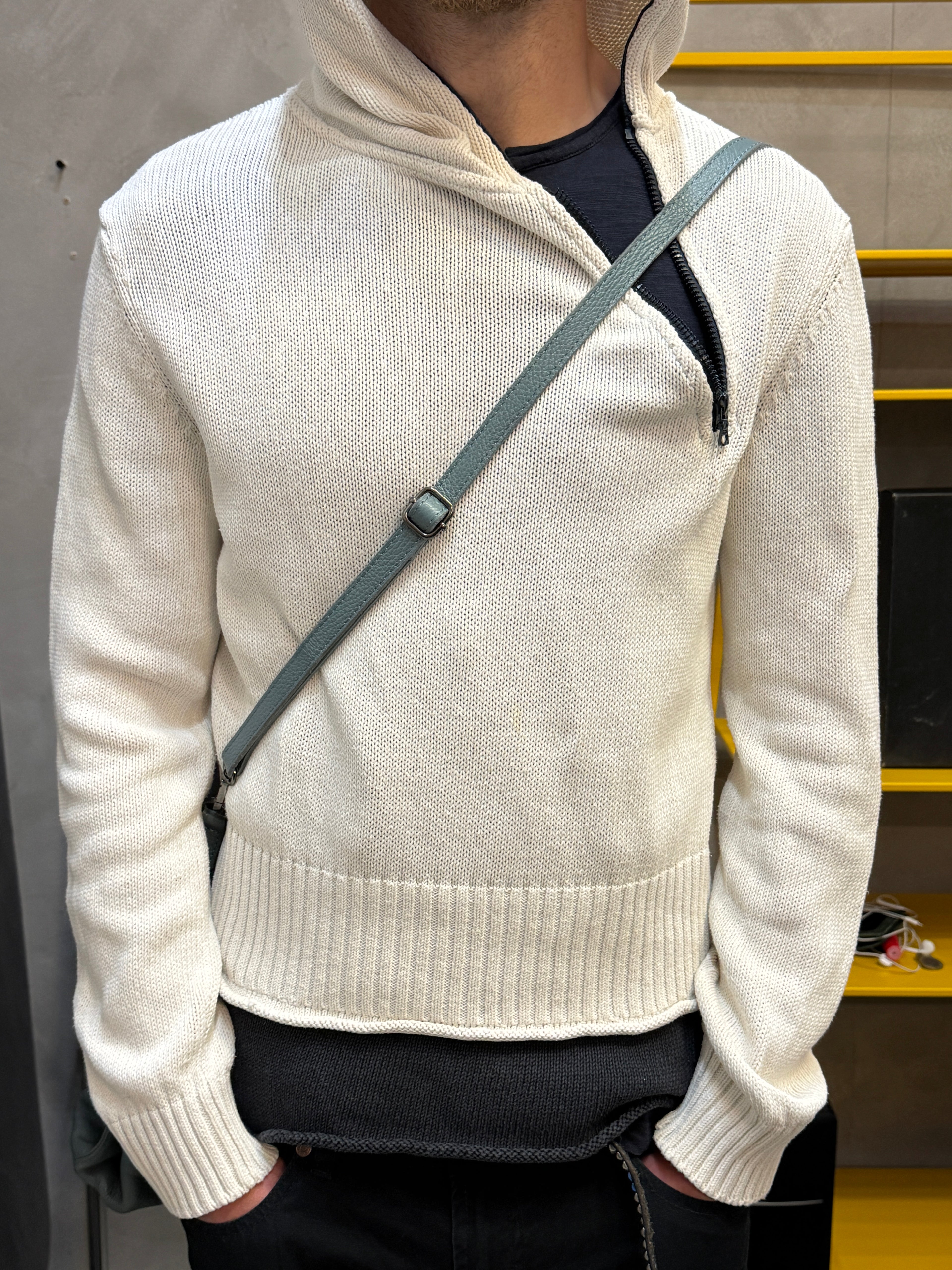 armani jeans diagonal zip