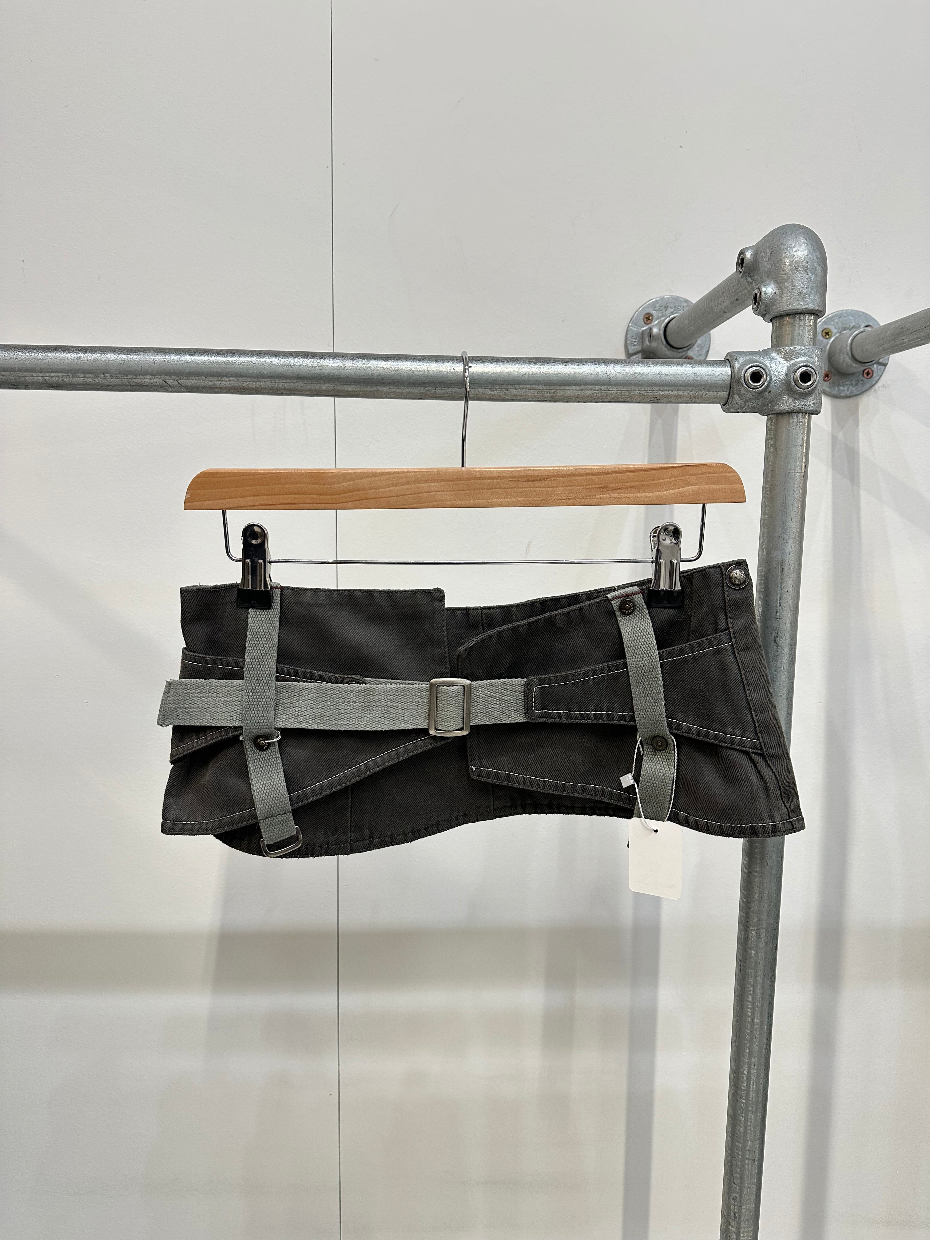 Vintage denim belted skirt