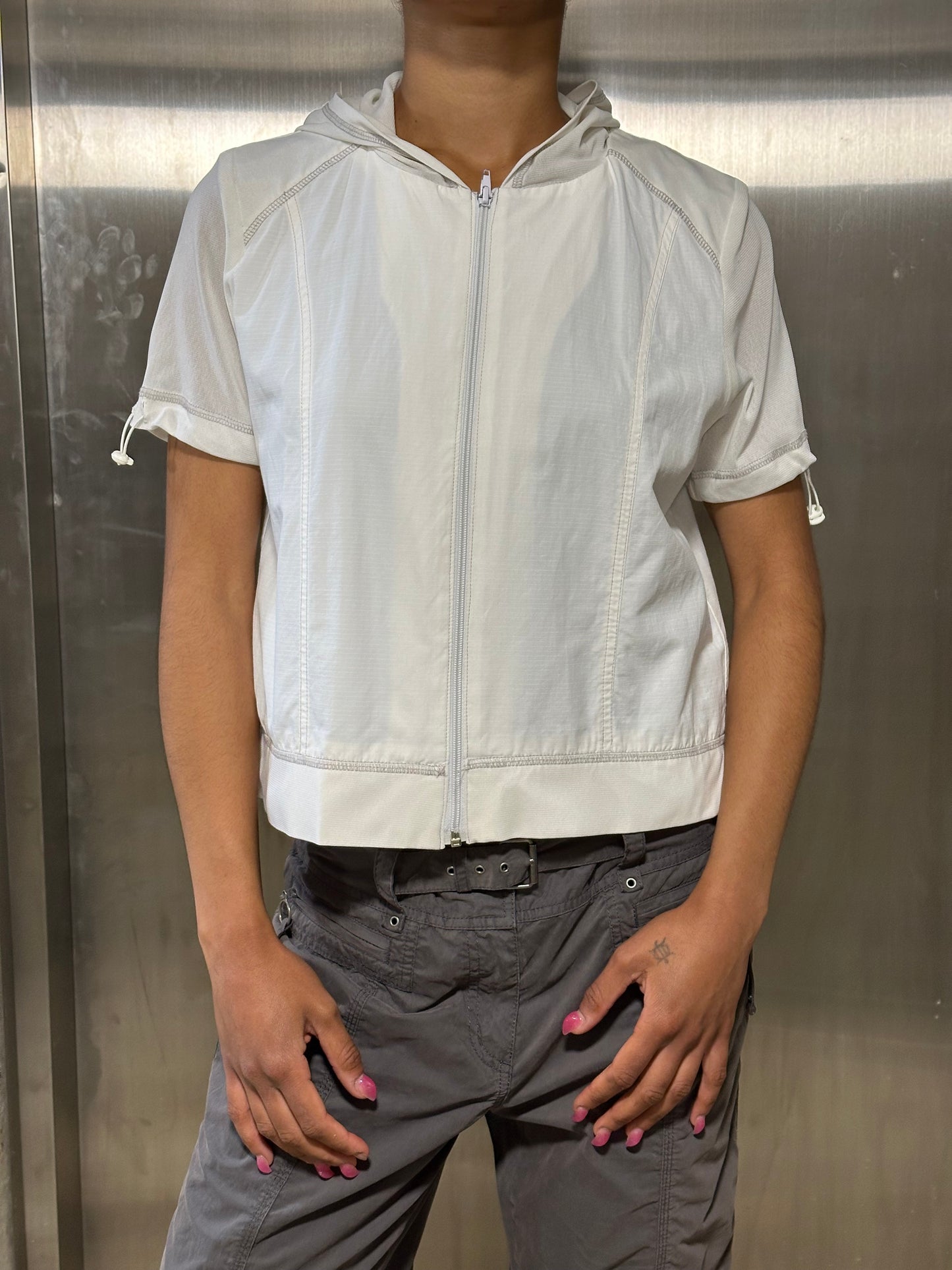 Short sleeve hoodie large