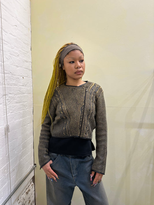 Asymmetric zip knit medium