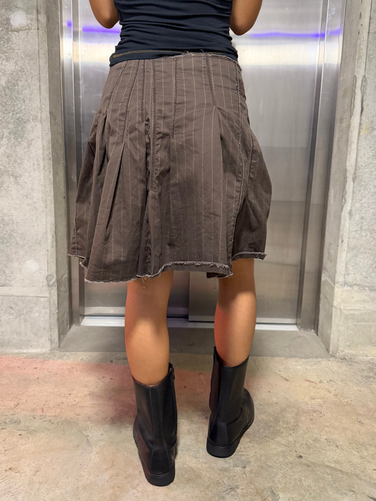 Brown pinstripe pleated skirt size medium