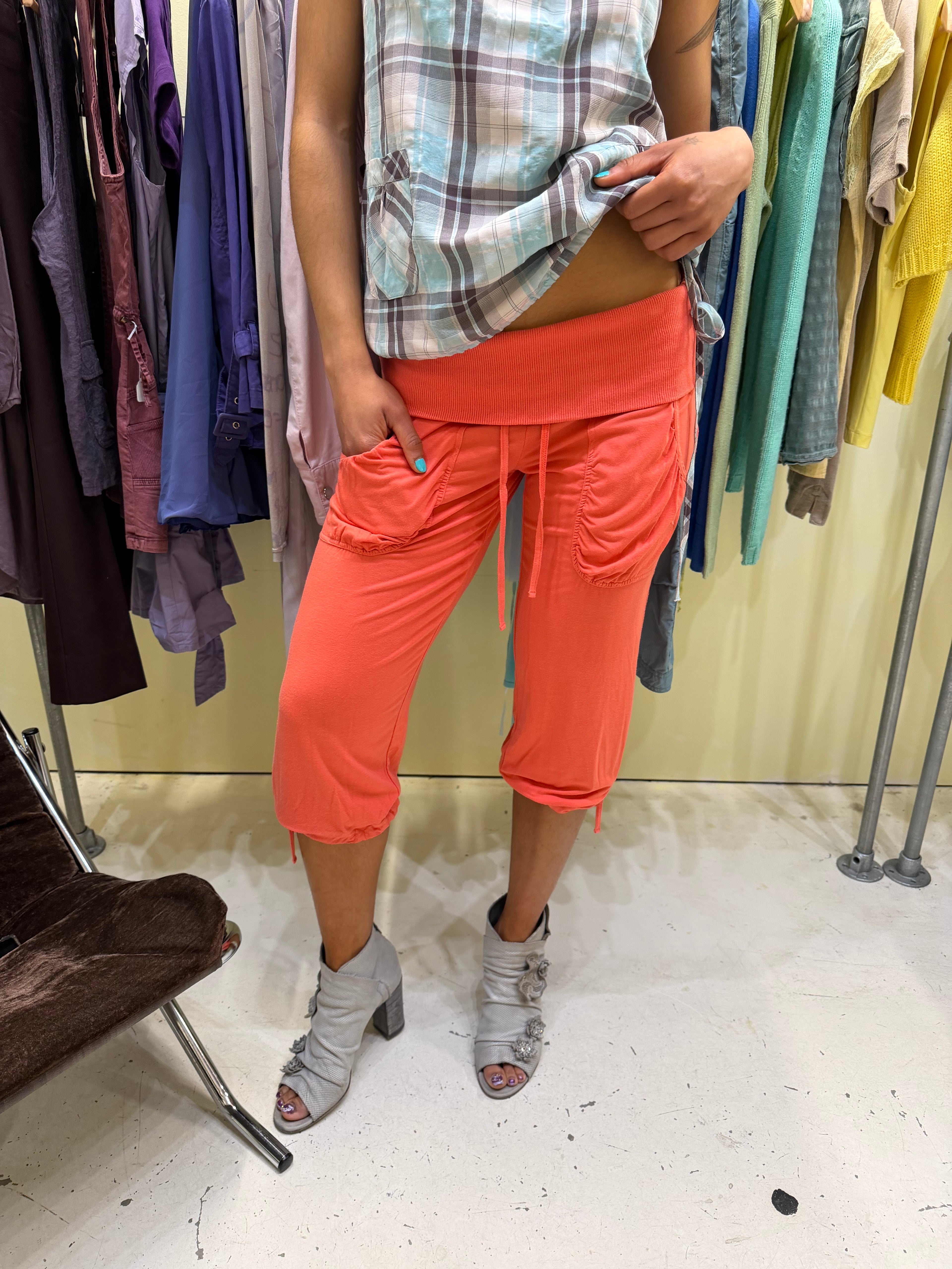 Foldover capris coral