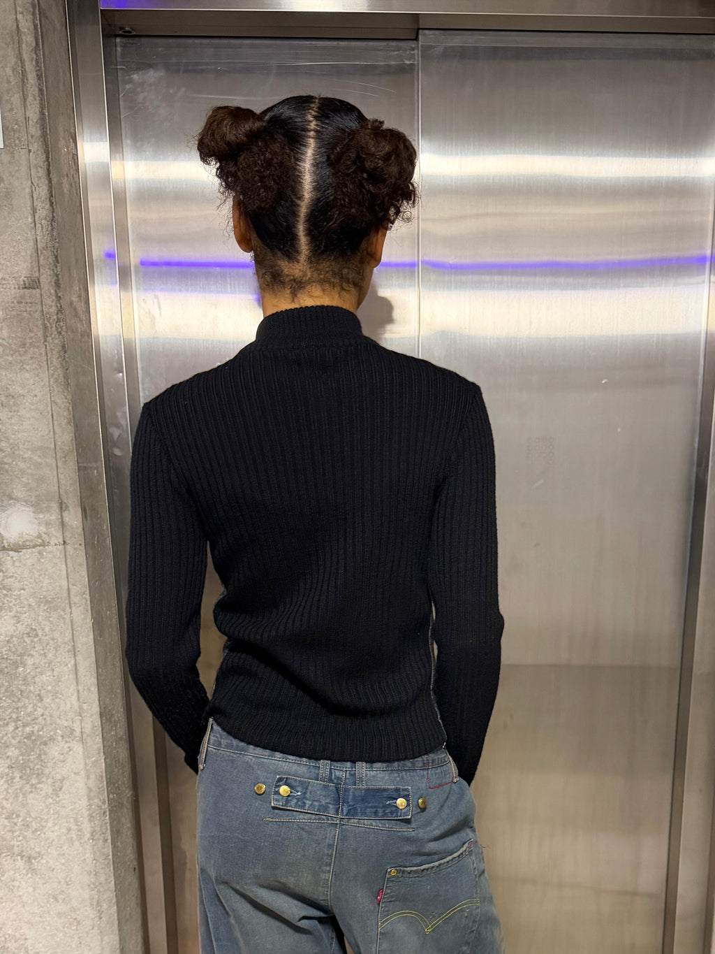 Knit zip up small