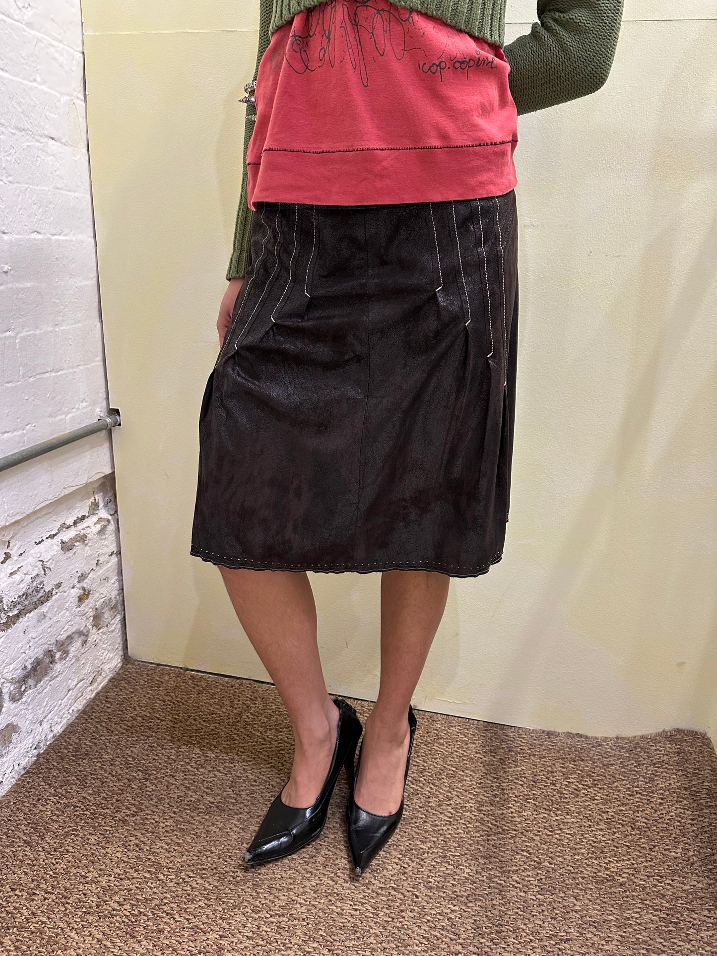 Brown Skirt w28 23L