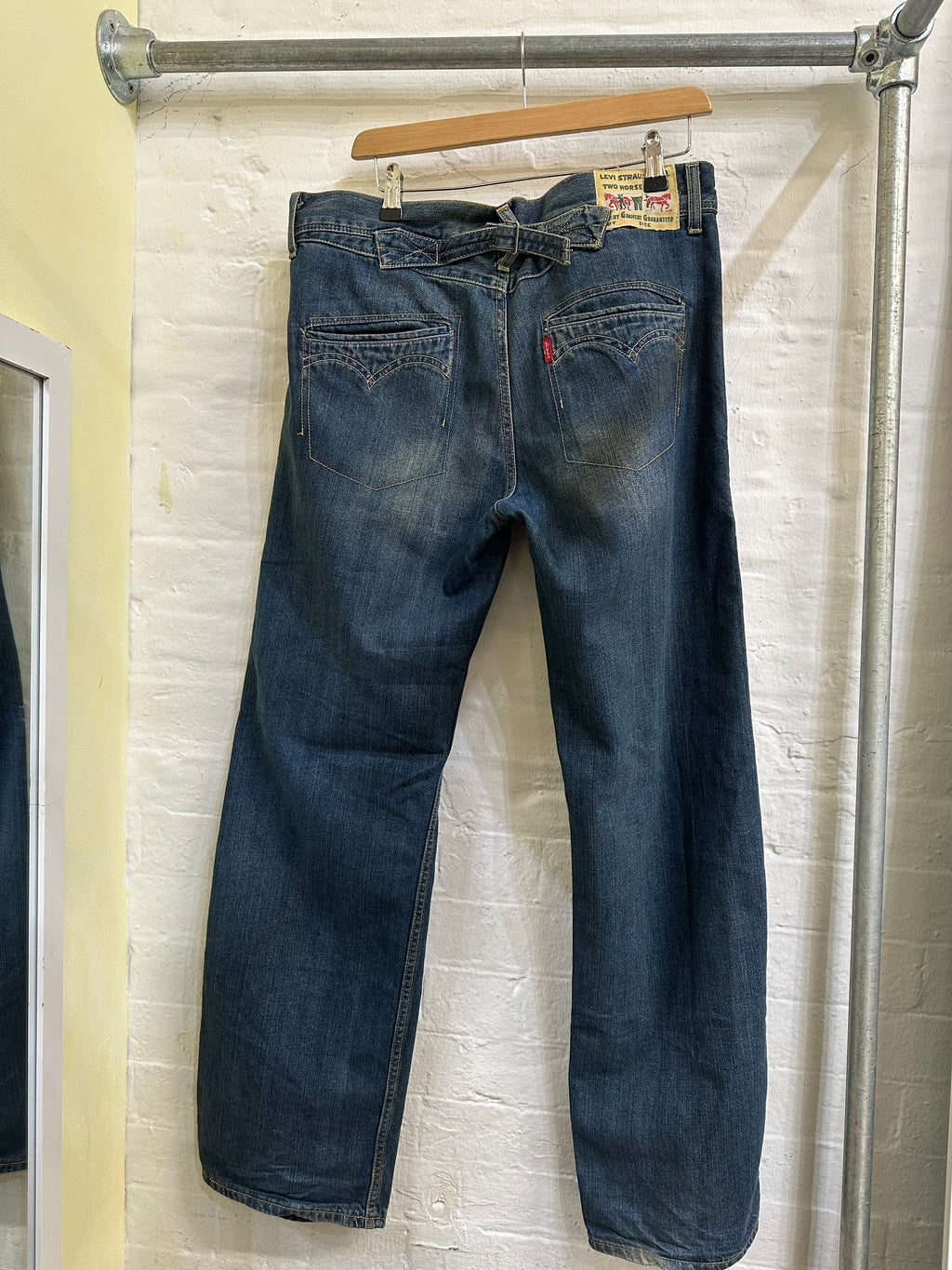 Vintage Levi’s jeans 34W 32L