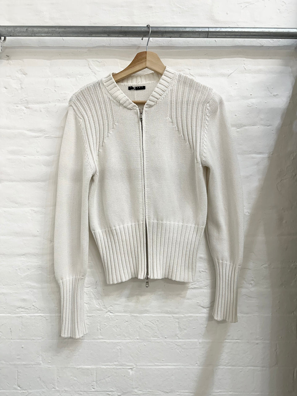 Sisley zip up knit